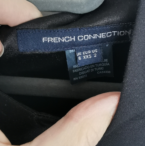 FRENCH CONNECTION - Picture 2 of 4